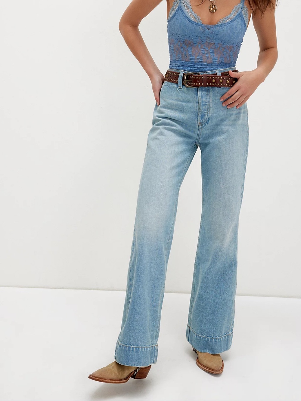 We the Free Cerine High Rise Bootcut Jeans. Size 29